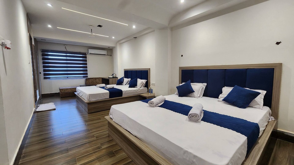 Deoghar Hotel | Lakhdatar Hotel