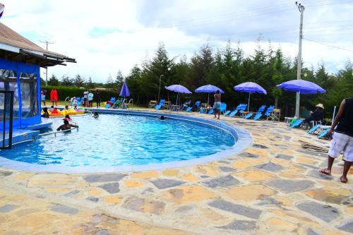 Ndaragwa Cabin | Lalanasi Lodge & Tented Camp