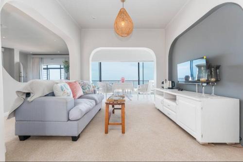 Shaka's Rock Apartment | Lalaria Ocean Villa suite 5