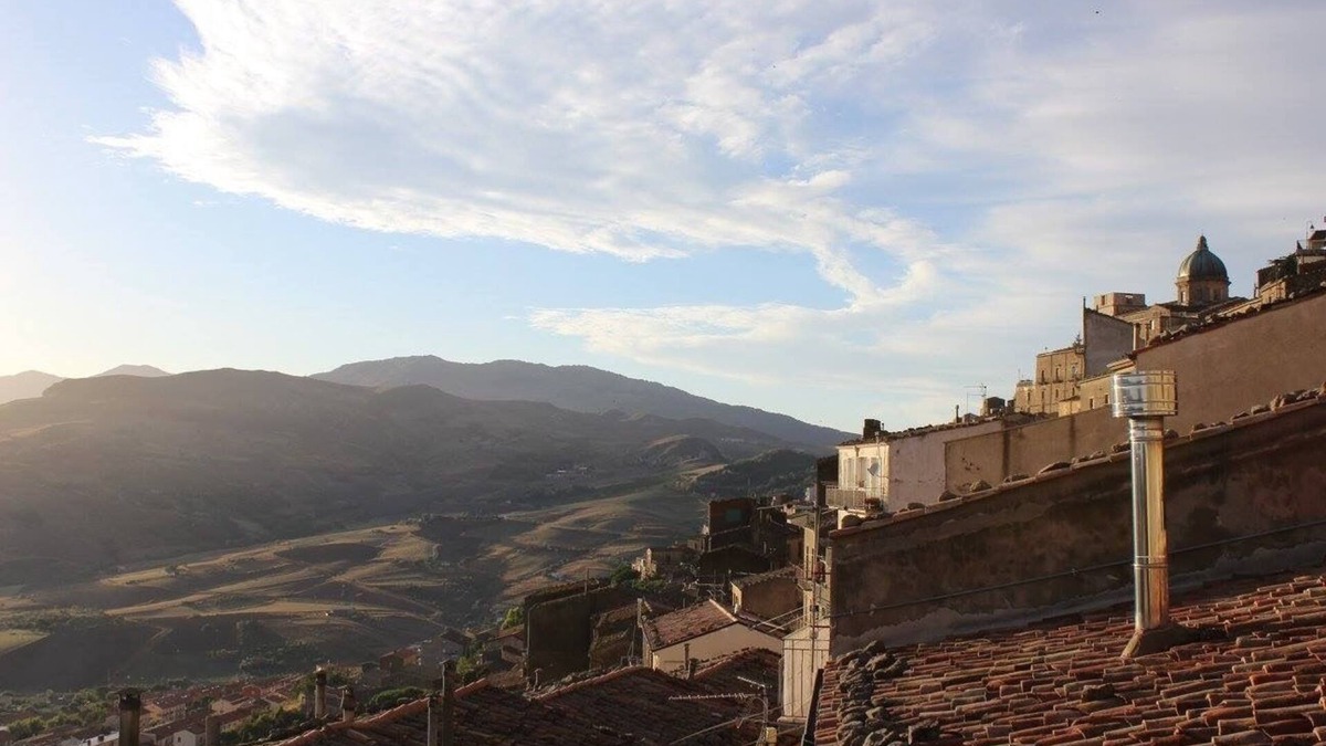 Gangi House | Lalla's Home, your independent home in the heart of Gangi.