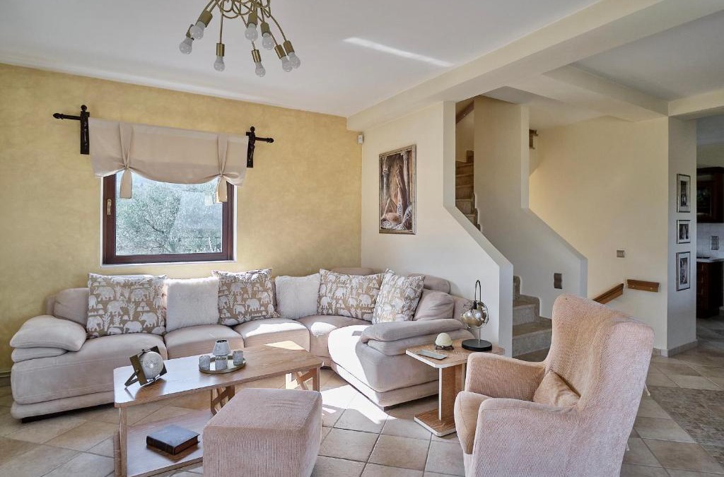 Lamia Villa | LaMia Casa in Central Greece