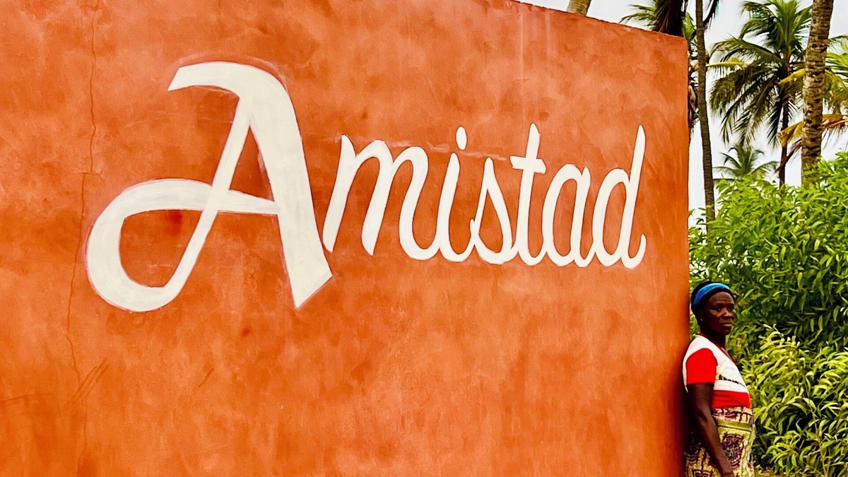 Ouidah House | Lamistad, Entre la Lagune et la Plage de Ouidah !