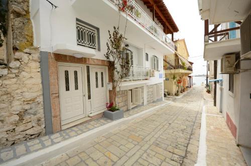 Pythagorion Hotel | Lampis Studios