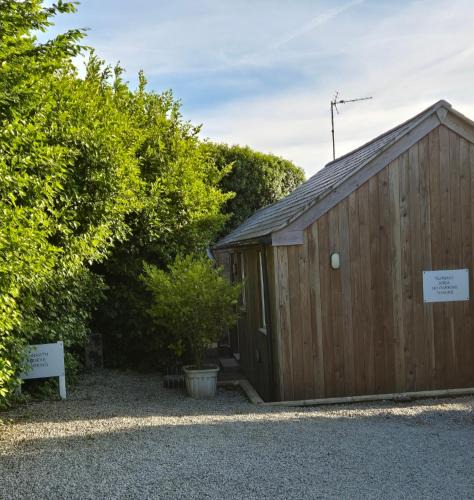 Hayle Ski Chalet | Lanarth Chalet in Hayle Cornwall