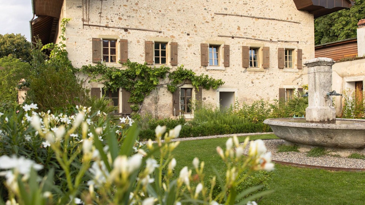 Marnand Apartment | Landgut "Chateau Duplex Farmhouse