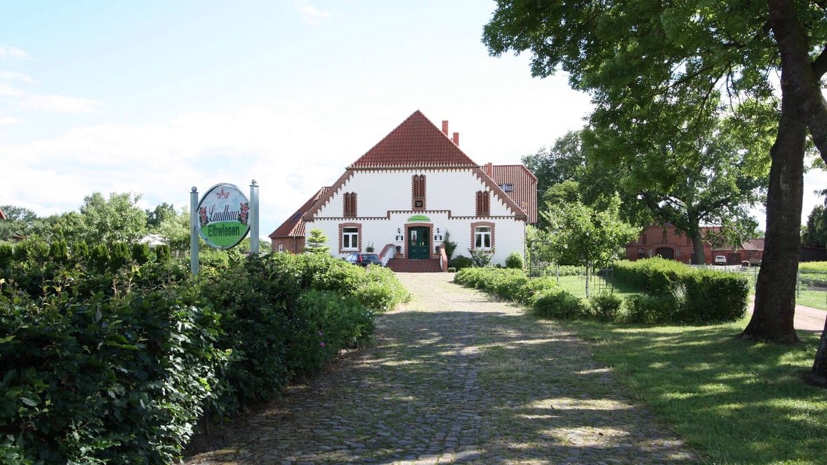 Gulstorf House | Landhaus Elbwiesen, Göpelhaus, Trakt 2
