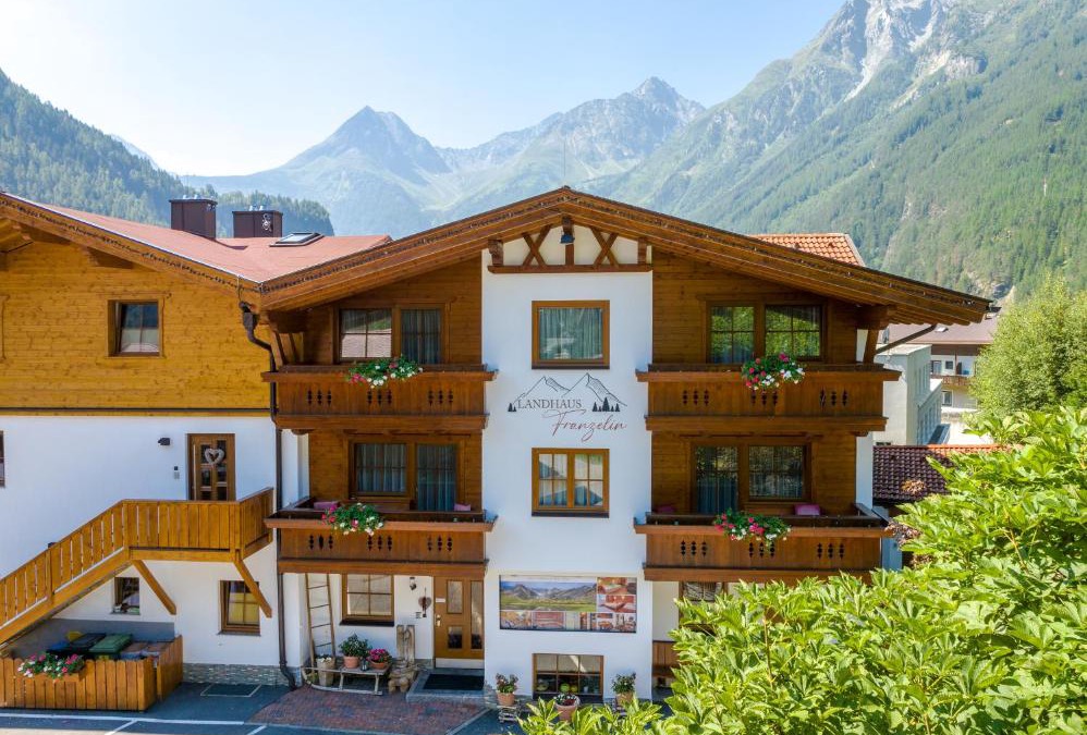 Unterlaengenfeld Bed & Breakfast | Landhaus Franzelin