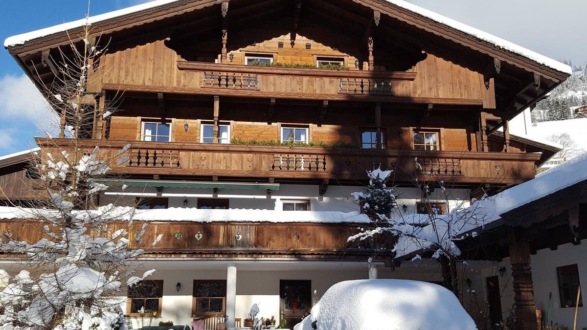 Inneralpbach Apartment | Landhaus Moser cozy living in the ski and hiking area