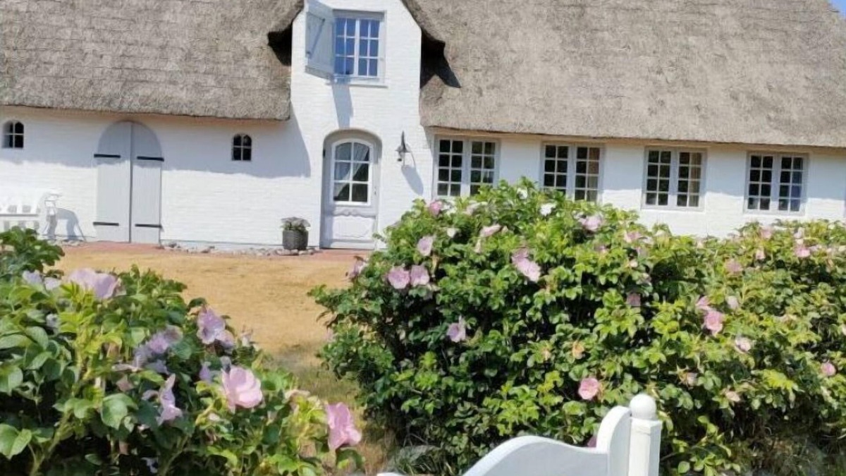 Humptrup Other | Landhaus Reetdachhaus `To Hus`
