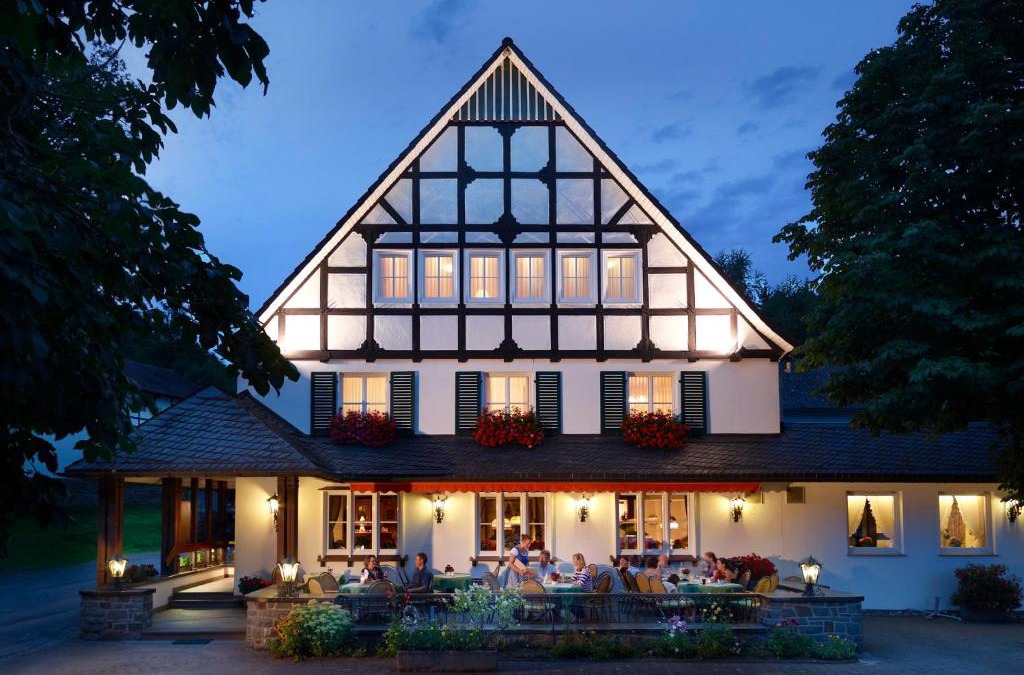 Drolshagen Hotel | Landhotel Halbfas-Alterauge