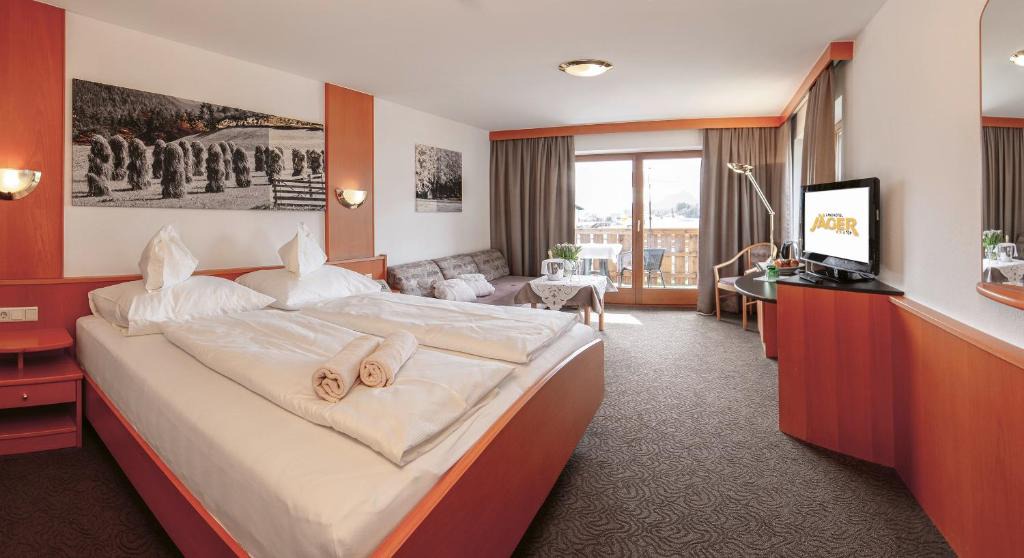 Wildermieming Hotel | Landhotel Jäger TOP