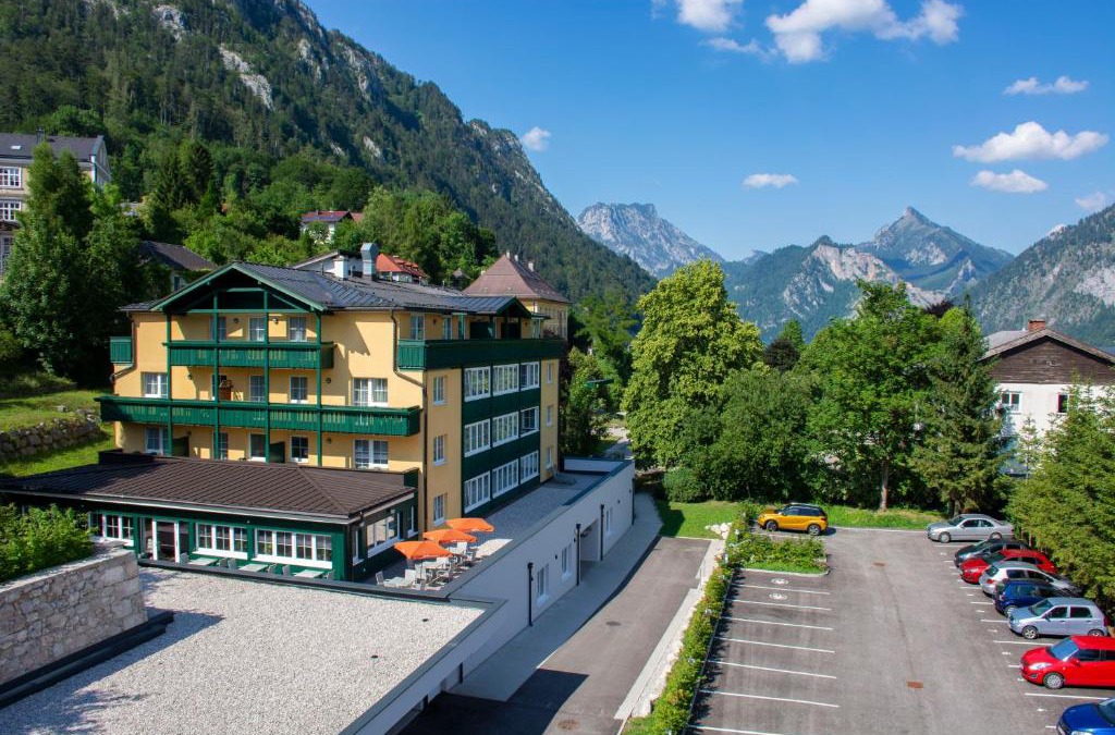 Ebensee Hotel | Landhotel Post Ebensee am Traunsee *S