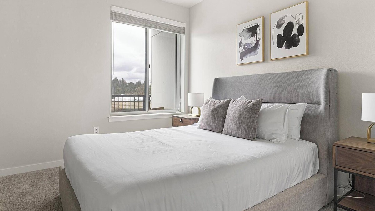 Portland Heights Apartment | Landing | Amazing 1BD, Gym