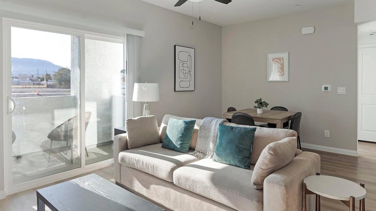 Townsite Apartment | Landing | Amazing 1BD, Rooftop Lounge, Pool