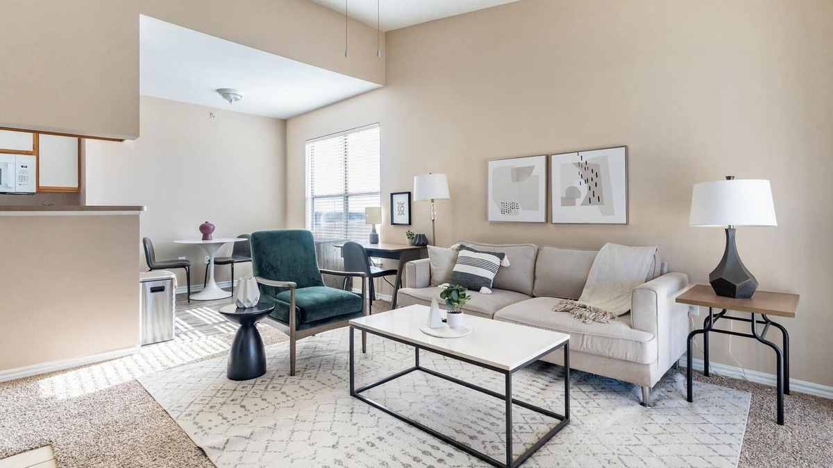 Fort Worth Apartment | Landing | Amazing 1BD, Gym, Pool