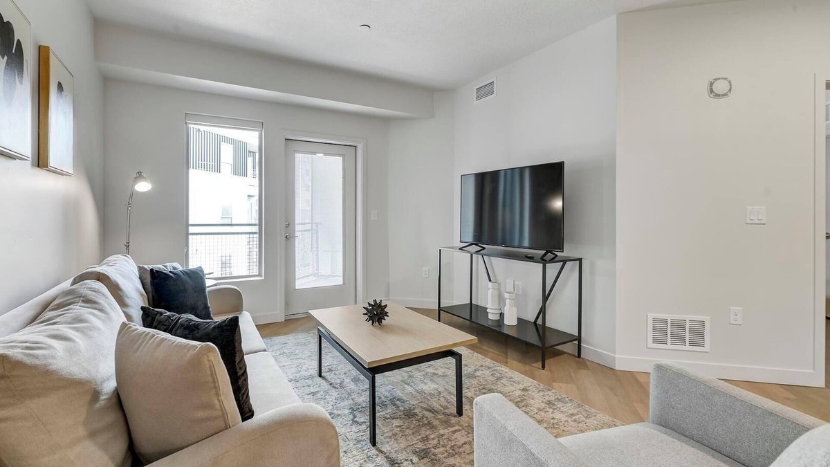 Downtown Salt Lake City Apartment | Landing | Amazing 1BD, Gym, Game Room