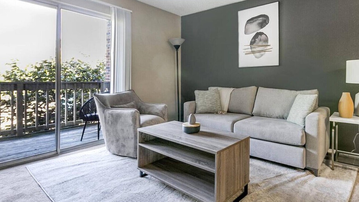 Woodlawn Apartment | Landing at Commons - 1 Bedroom in Woodlawn