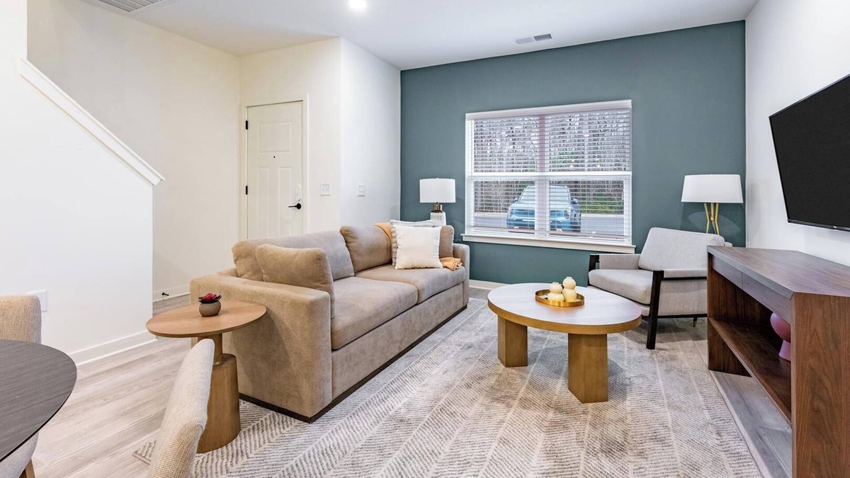 Wilmington Apartment | Landing at Encore at Westgate - 3 Bedrooms in W.