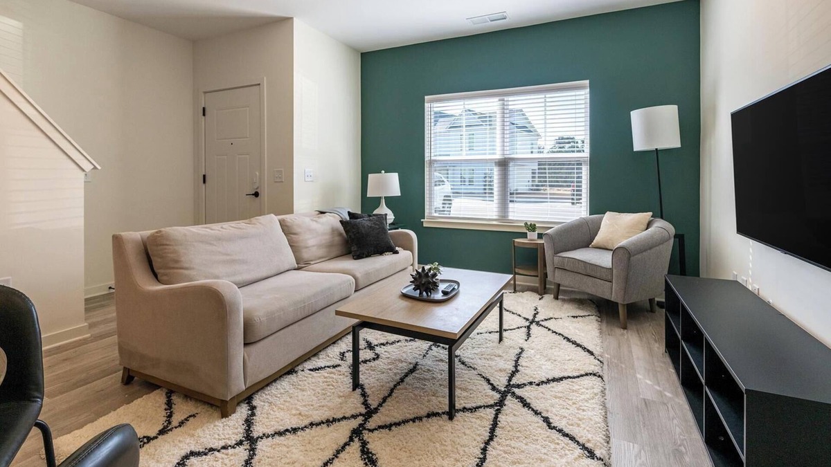 Wilmington Apartment | Landing at Encore at Westgate - 2 Bedrooms in W.