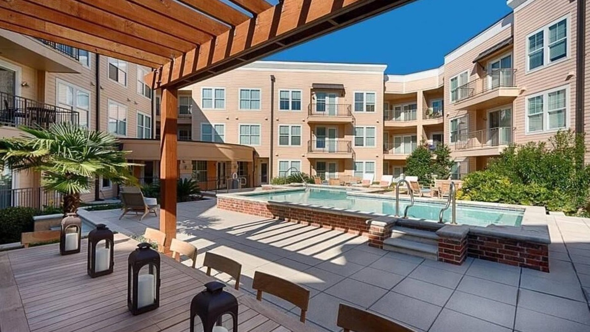 Mid-City Apartment | Landing at Preserve - 2 Bedrooms in Mid City