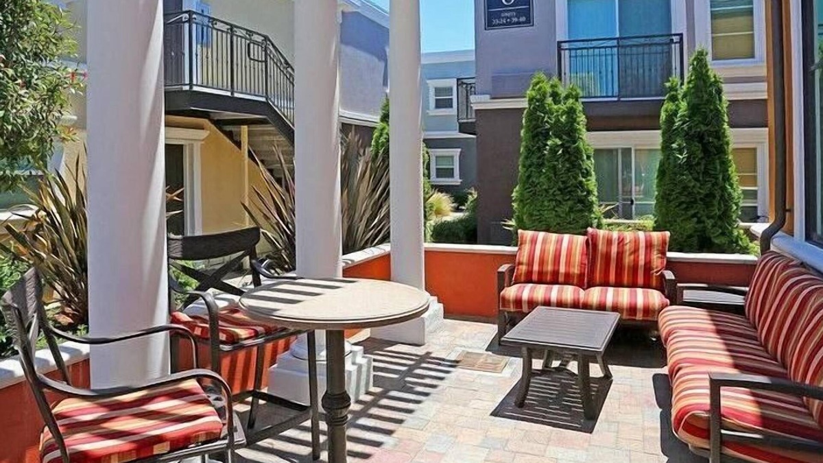 Central District Apartment | Landing at Ramblewood Apartments - 1 Bedroom in Centerville