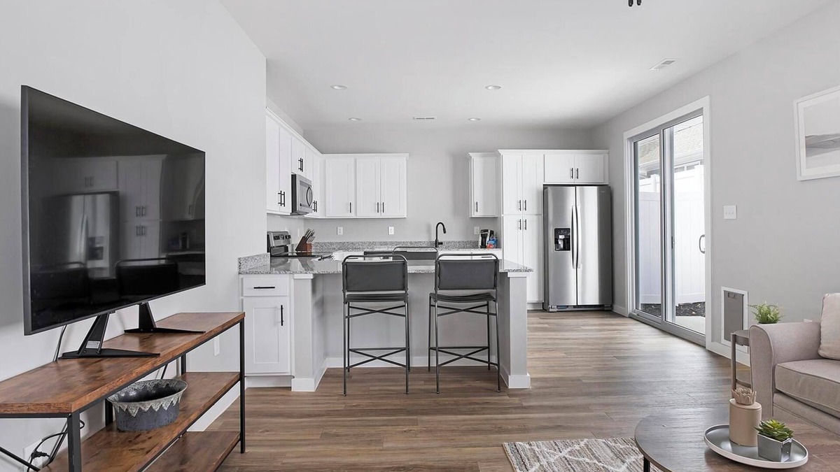 Madison Apartment | Landing at Sanctuary at Indian Creek - 1 Bedroo.