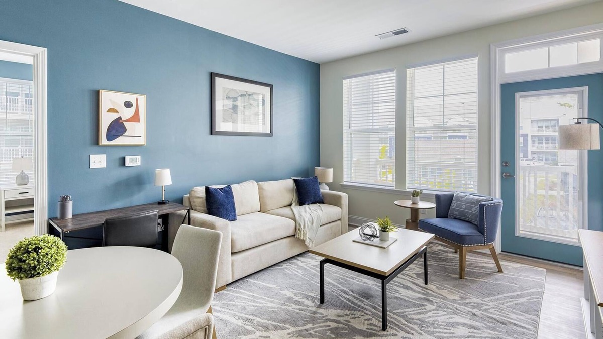 Wilmington Apartment | Landing at The Parker Leland - 2 Bedrooms in Do.