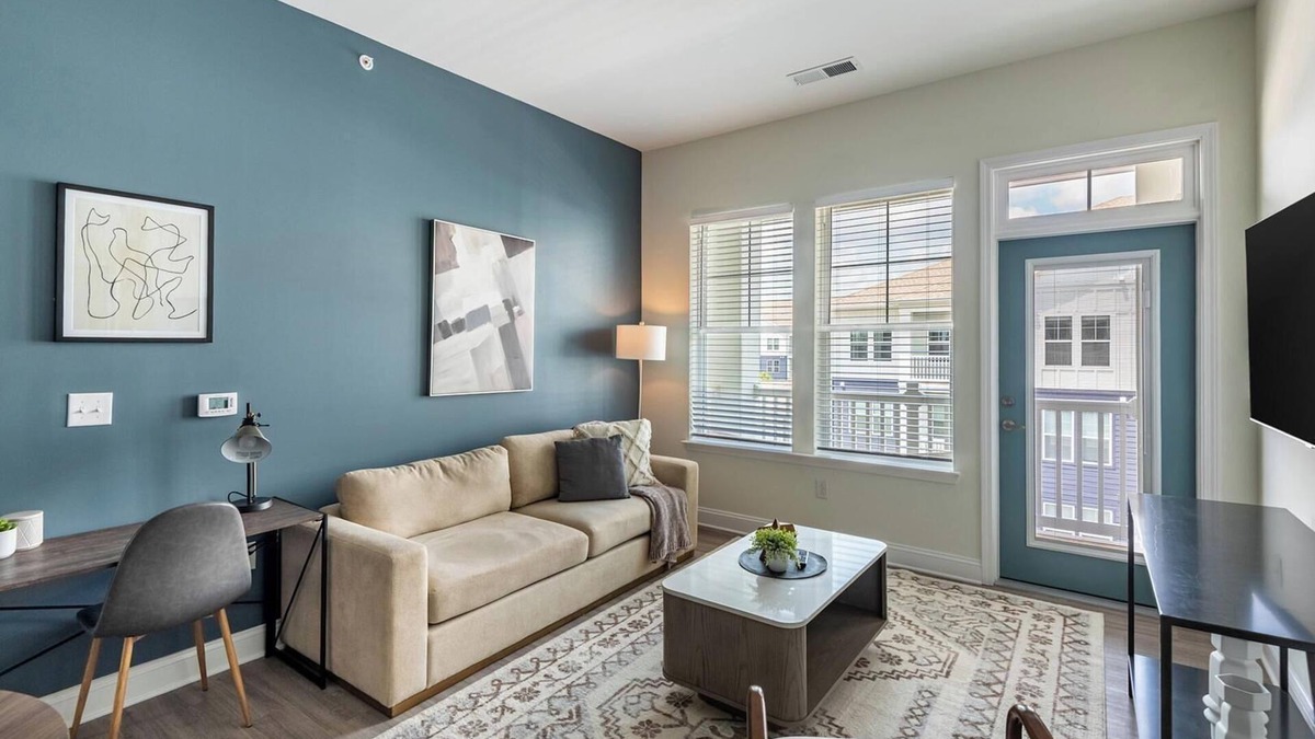 Wilmington Apartment | Landing at The Parker Leland - 2 Bedrooms in Do.