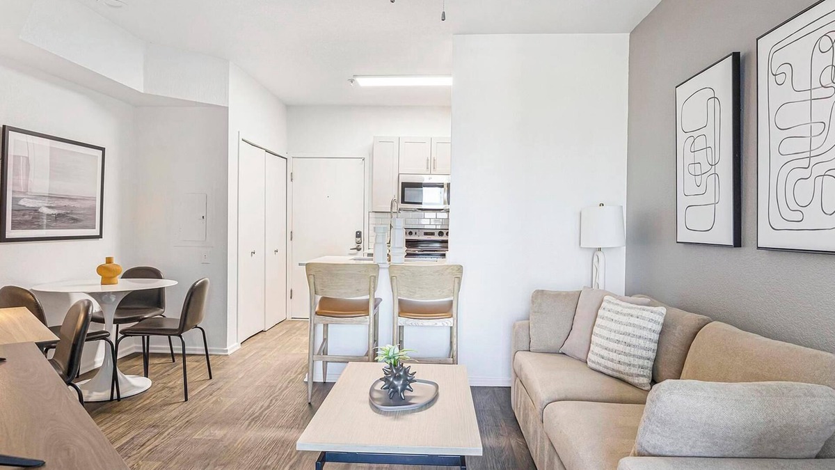 Tempe Apartment | Landing | Beautiful 1BD, Game Room, Pool