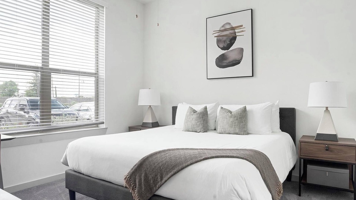 Austin Apartment | Landing | Beautiful 1BD, Gym, Yoga Studio