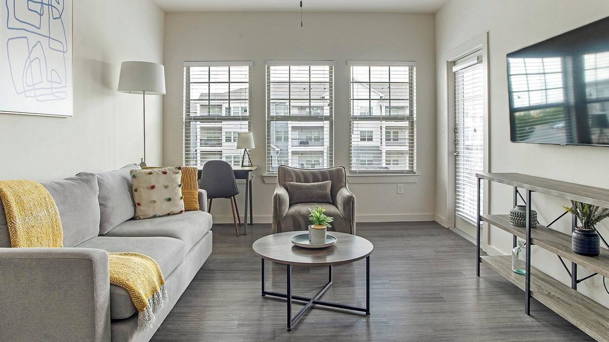 River Ranch Apartment | Landing | Beautiful 1BD, Clubhouse, Gym