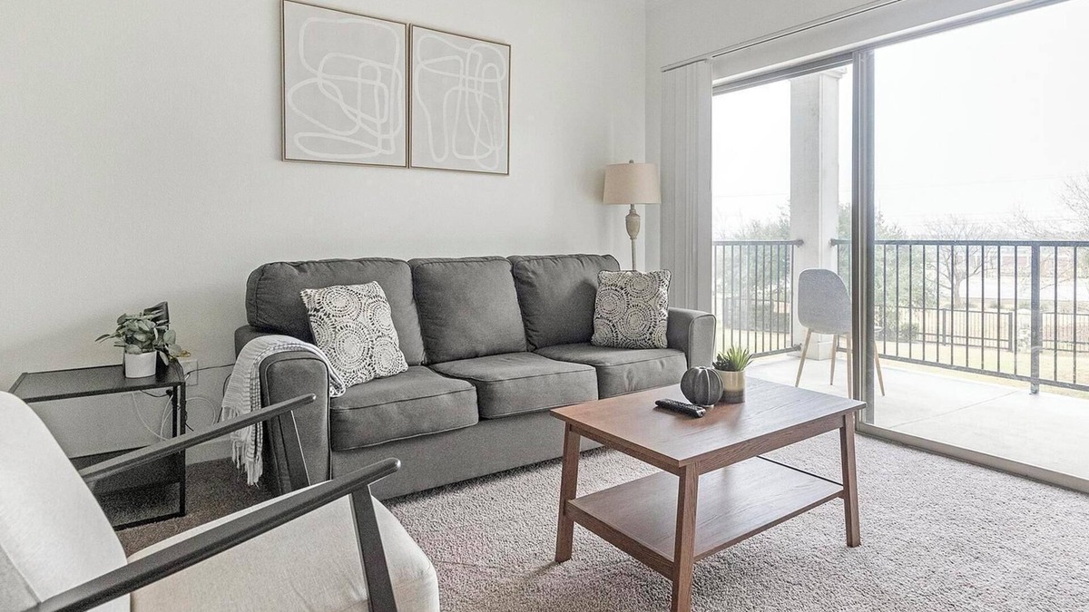 McNeil Apartment | Landing | Chic 1BD, Gym, Clubhouse