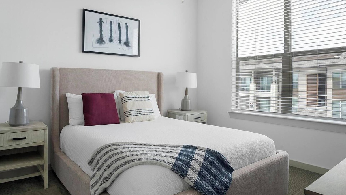 Austin Apartment | Landing | Chic 1BD, Pool, Gym