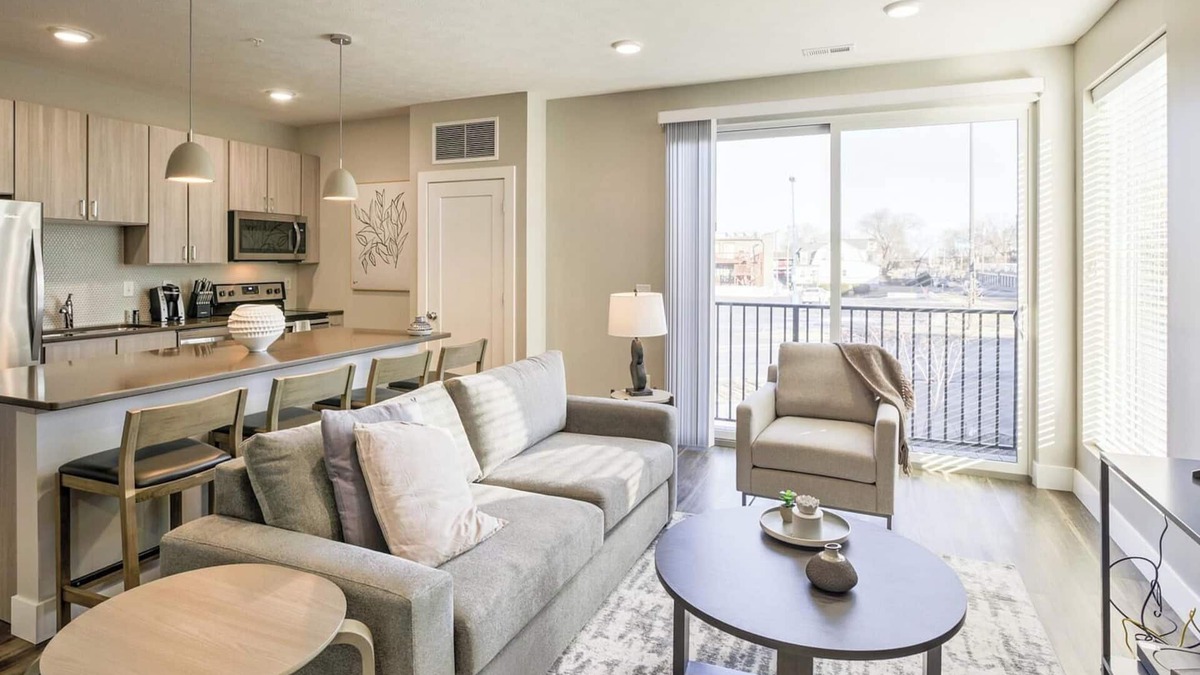 Newberry Apartment | Landing | Chic 1BD, Pool, Gym