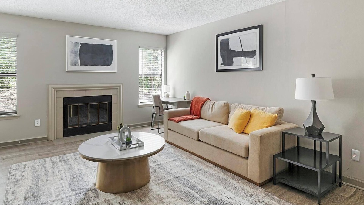 Huntsville Apartment | Landing | Incredible 1BD, Pool, Gym