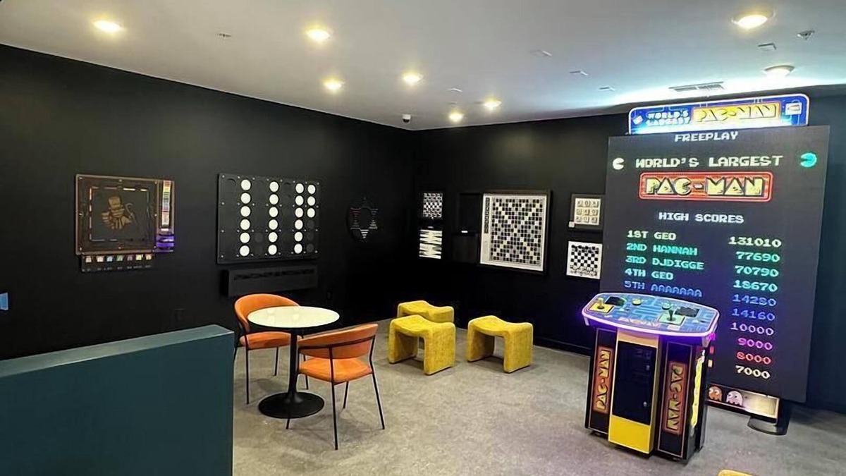 Goodyear Apartment | Landing | Incredible 1BD, Courtyard, Game Room