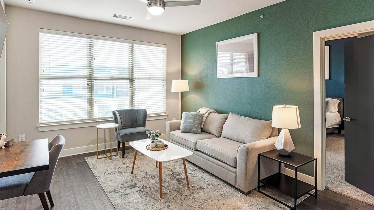 Tobin Hill Apartment | Landing | Incredible 2BD, Pool, Courtyard