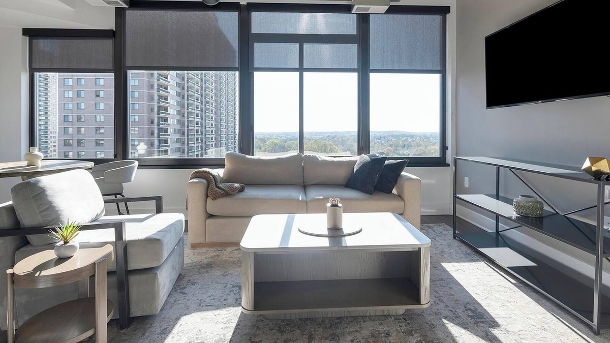 Baileys Crossroads Apartment | Landing | Modern 1BD, Gym, Game Room