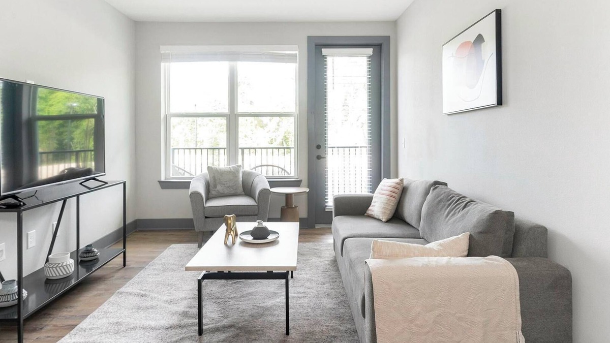 Northside Apartment | Landing | Modern 1BD, Gym, Pool