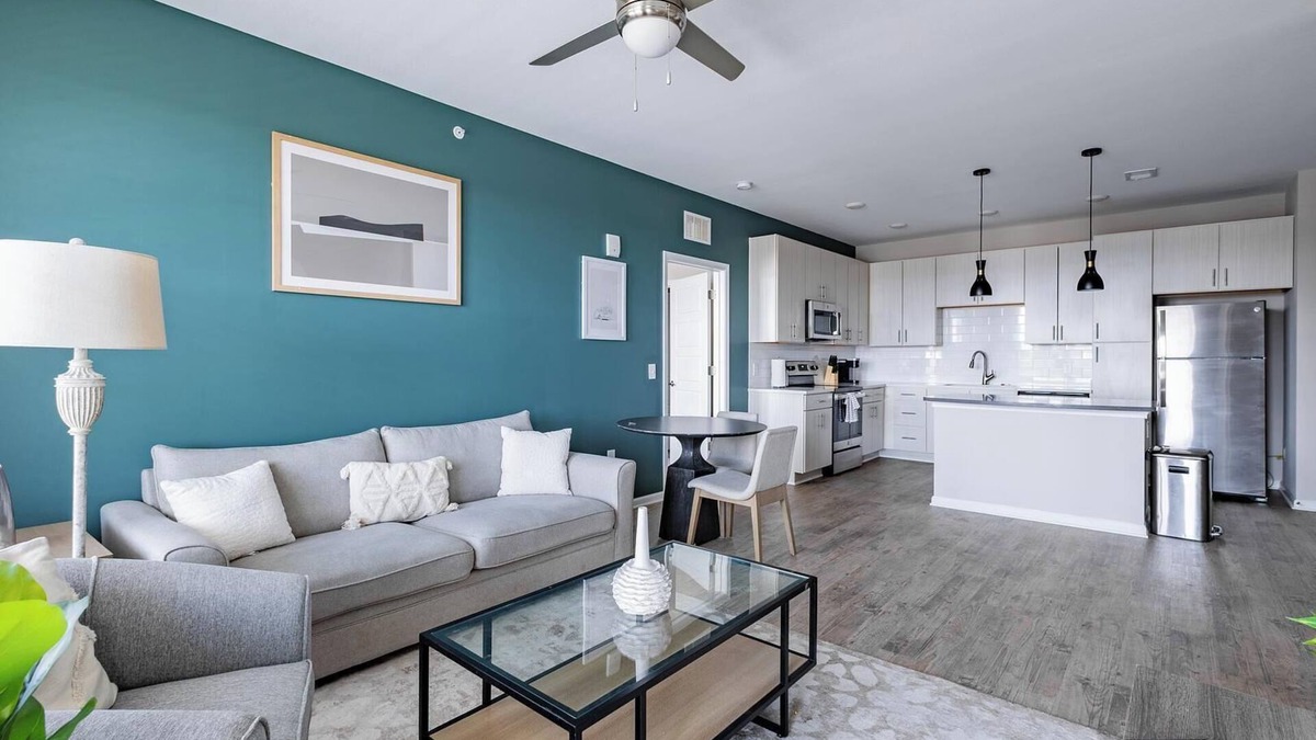 Kenton Apartment | Landing | Modern 2BD, Clubhouse, Gym