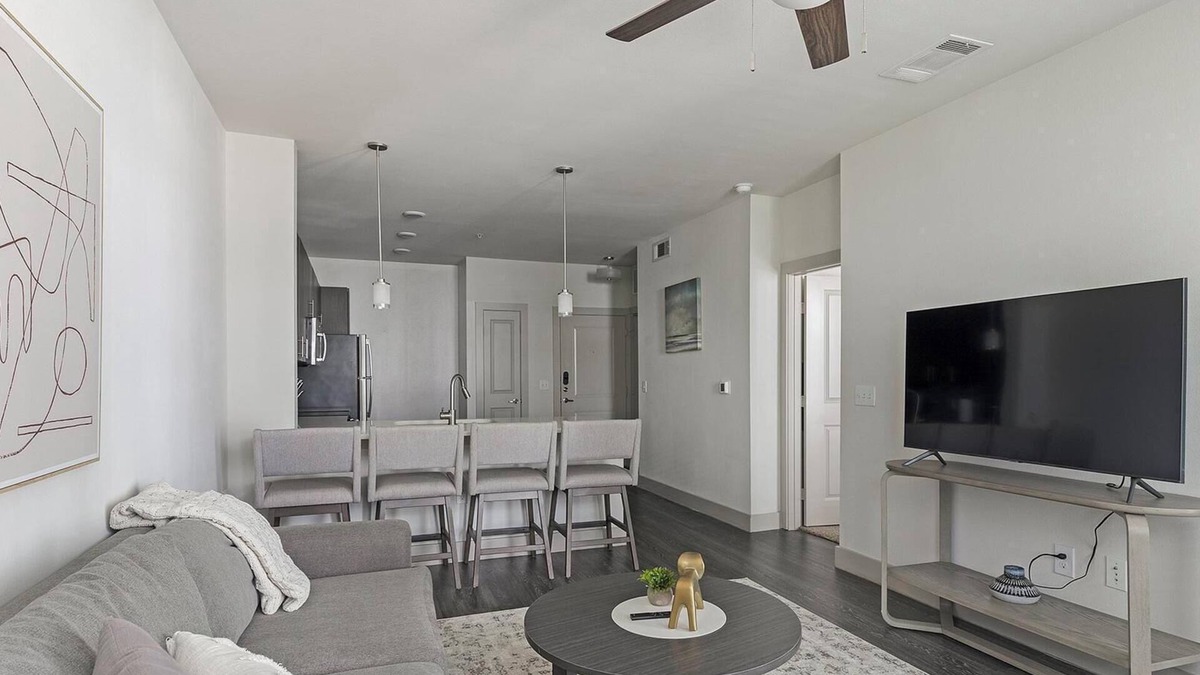 Vickery Meadow Apartment | Landing | Spectacular 1BD, Pool, Gym