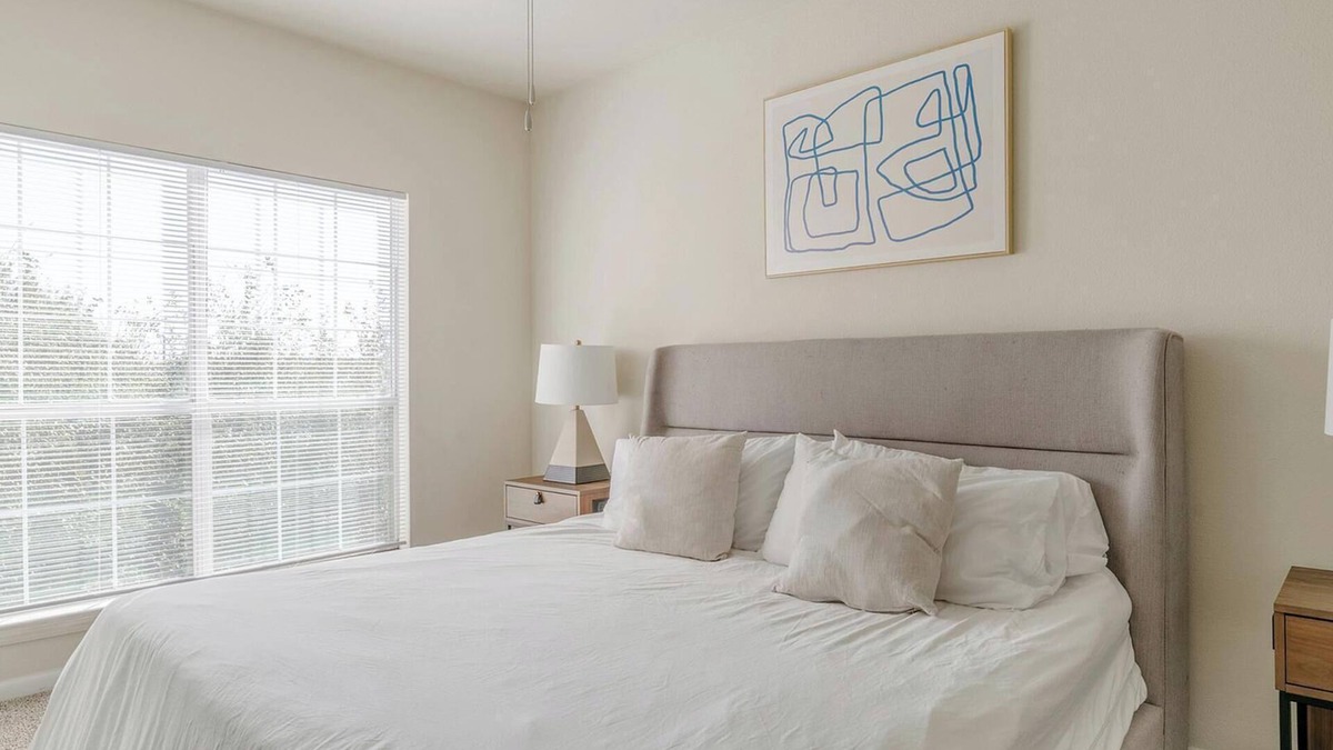 Southbelt/Ellington Apartment | Landing | Spectacular 1BD, Pool, Clubhouse
