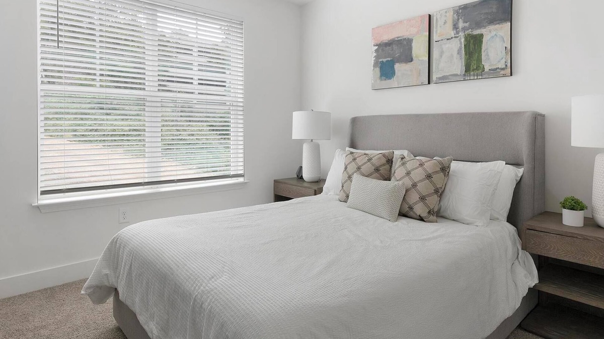 Crestline Heights Apartment | Landing | Spectacular 1BD, Pool, Clubhouse