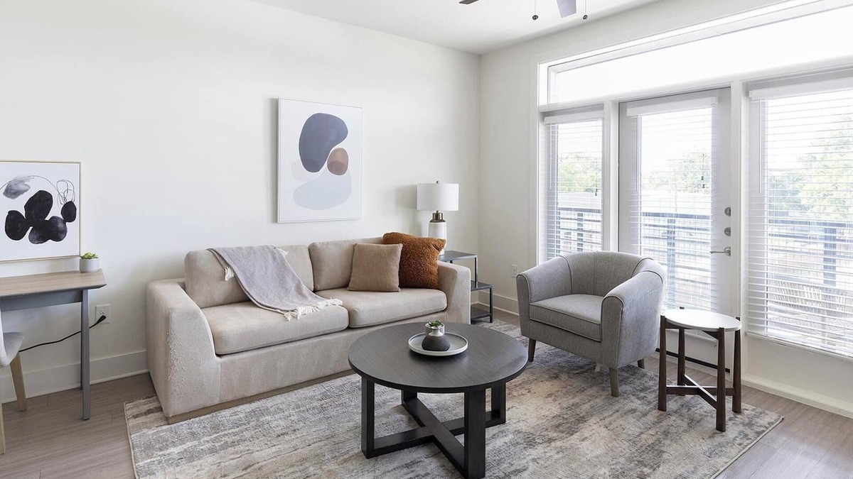 Fort Worth Apartment | Landing | Spectacular 1BD, Clubhouse, Courtyard