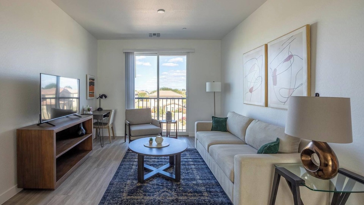 Goodyear Apartment | Landing | Stylish 2BD, Courtyard, Clubhouse