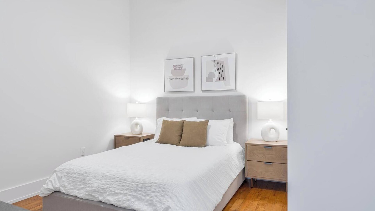 Greenville Apartment | Landing | Stylish 2BD, Gym, Yoga Studio
