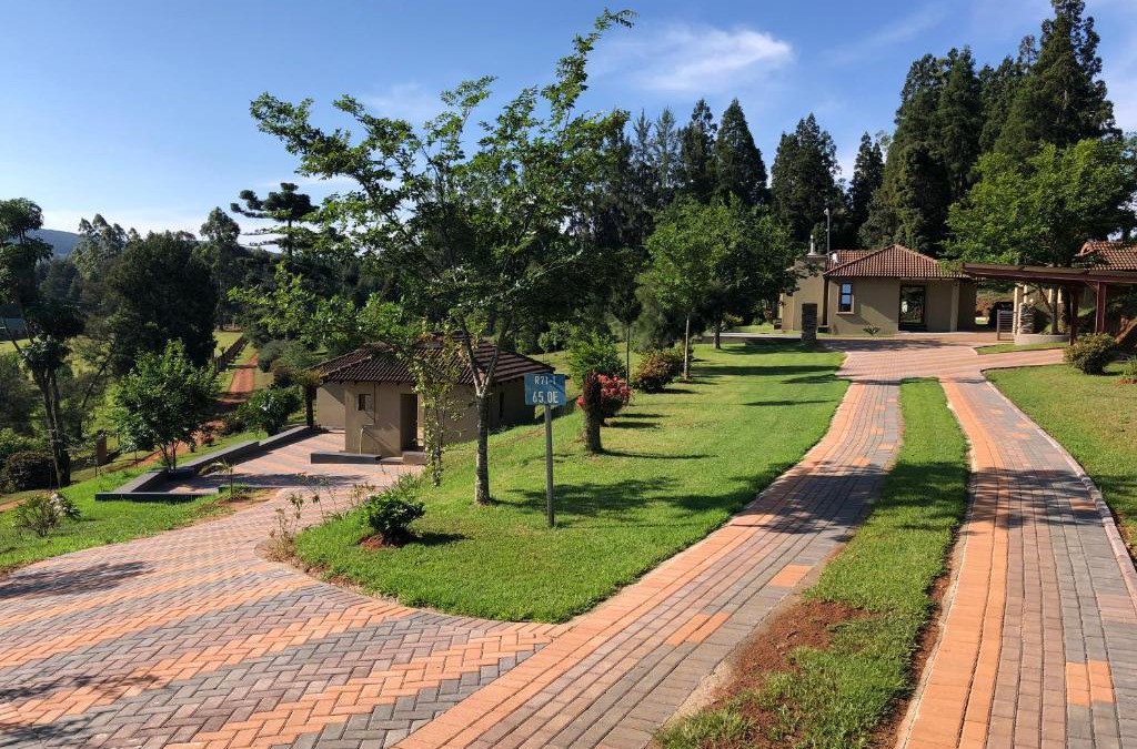 Haenertsburg Apartment | Langalanga on the mountain bend