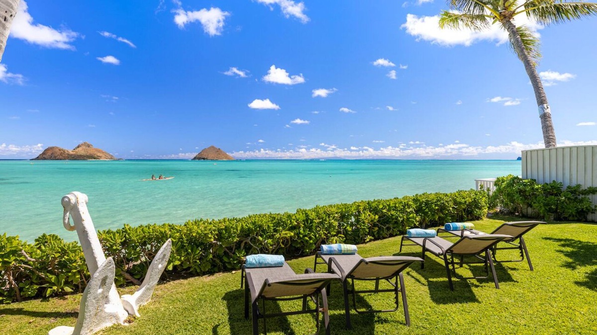 Lanikai House | Lanikai Seashore by Gather: Oceanfront Home w/Mokulua Views, AC & Lush Yard