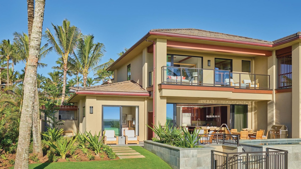 Foster Village House | Laola 4-Bdrm Townhouse,Breathtaking Views,Swimming pool & Carpor