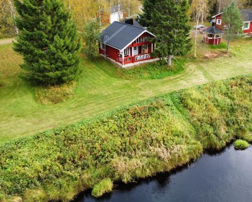 Ranua Ski Chalet | Lapland aurora riverside lodge